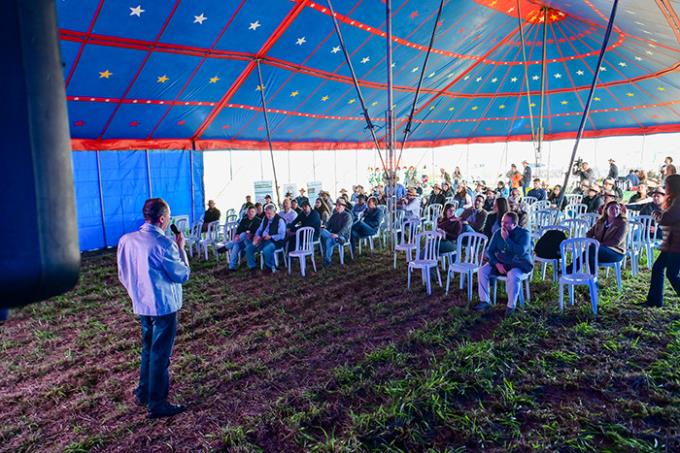 Fazenda Experimental se transformou em palco para a troca de experiências e a apresentação de pesquisas