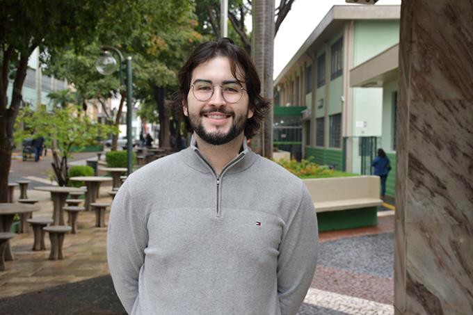 Matheus Schiavon, aluno de Odontologia: “Será uma experiência muito enriquecedora para nossa formação e para nossa visão de mundo”