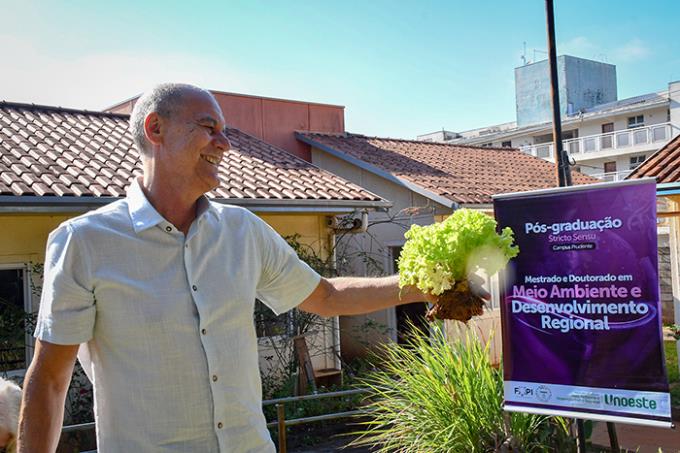 Horta agroecológica contempla bem-estar em vila de idosos