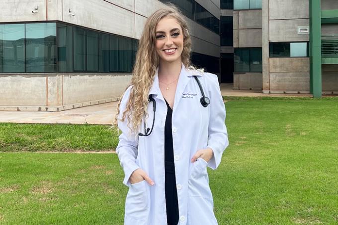 Livia Vasconcellos, aluna em Jaú, relata ter encontrado na Unoeste o lugar para realizar seu sonho