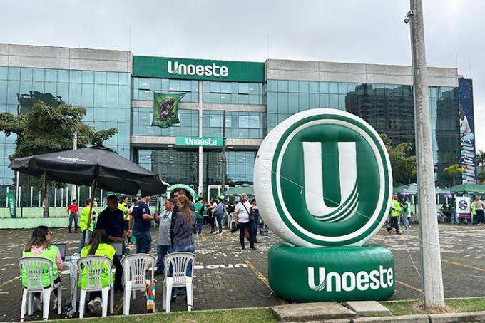 Saúde e Comunidade reúne moradores e diferentes serviços gratuitos no campus da Unoeste Guarujá