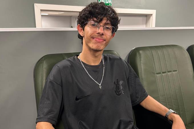O aluno Giovanni Araújo durante atividade acadêmica