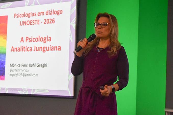 Palestra apresenta aos estudantes novas perspectivas sobre a atuação profissional