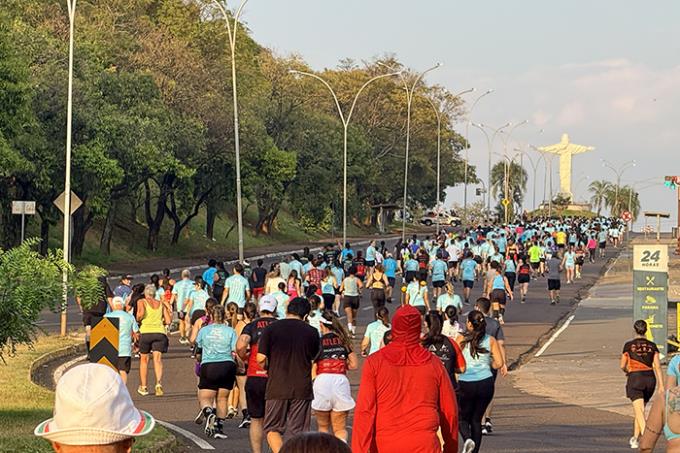 Unoeste promove saúde na FutRun em Presidente Prudente