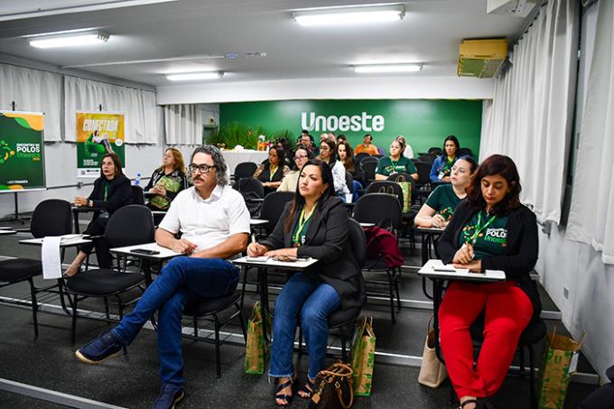 Encontro reforça papel estratégico dos polos para a Unoeste