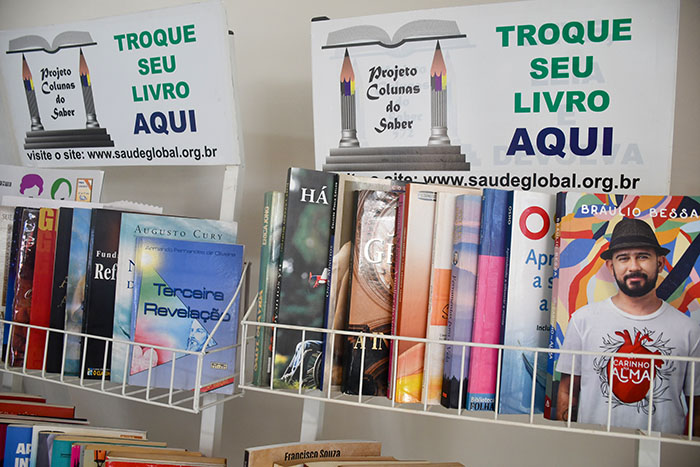Colunas do Saber realiza média de 60 trocas de livros
