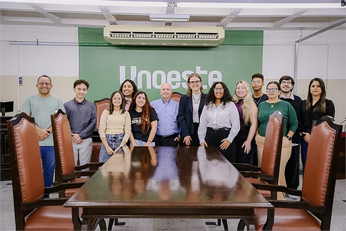 Direito conquista 1º lugar estadual na Arena Universitária