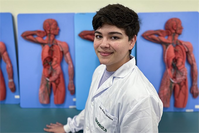João Pedro Desiderá é aluno do curso de Enfermagem da Unoeste Jaú