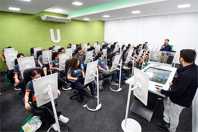 Laboratório Nexus conecta tecnologia e aprendizagem