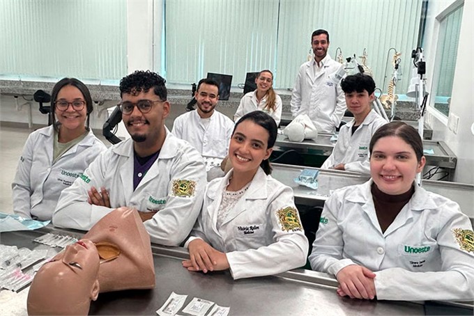 Laboratório de simulação desenvolve habilidades médicas