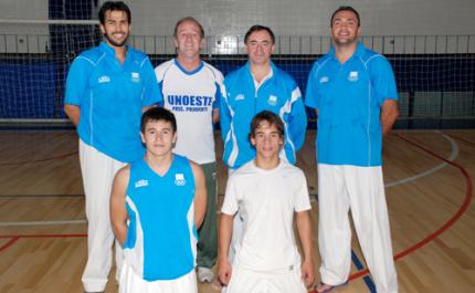 Atletas uruguaios do karatê treinam na Unoeste 