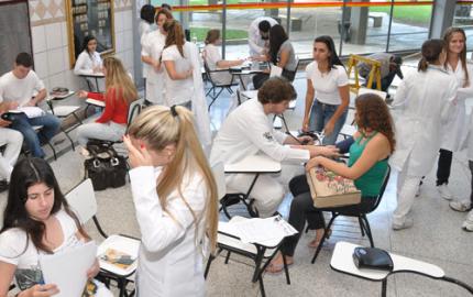“Eu sou 12 por 8” atende em diversos locais da cidade