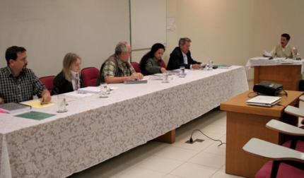 Diretor da Facopp defende tese de doutorado