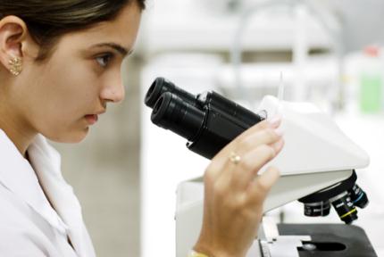 Biomedicina: pós-graduações atendem normas do CFBM