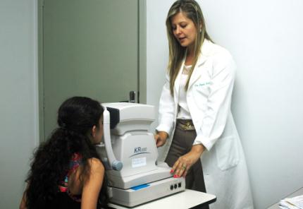 Saúde Visual do Escolar faz nova etapa de consultas e exames
