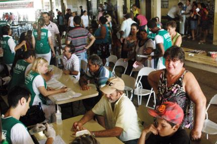 Unoeste e Itesp levam ações de cidadania para assentamento