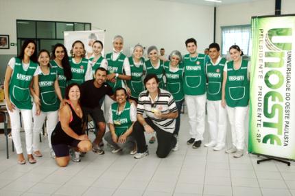 Unoeste leva serviços preventivos à saúde no Agita Prudente 