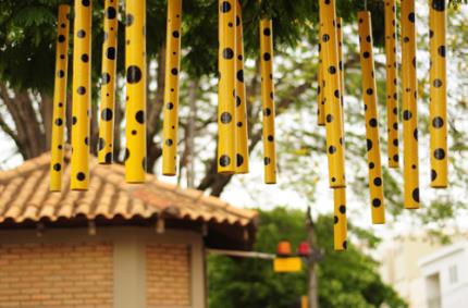 Artista pop japonesa influencia arte no campus I