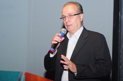 Médico relaciona colesterol e infarto na Semana do Coração