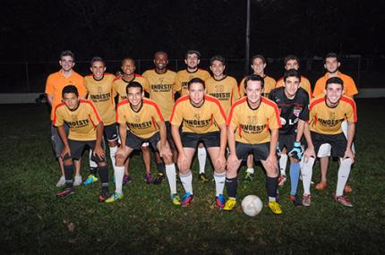 Final de futebol de campo encerra 34º Intercalouros