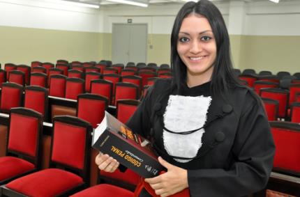 Alunos e egressos vivem experiências na carreira pública
