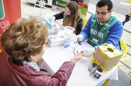 Farmácia vive o impacto gerado pela comunidade estudantil