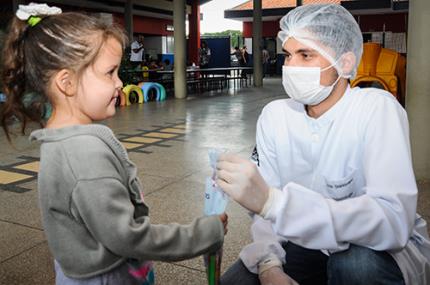 Crianças do Jardim Cambuci recebem ações de saúde bucal