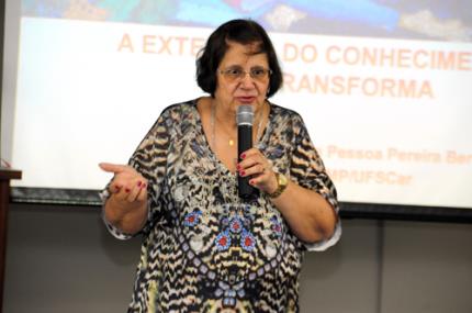 Ciência alienante impede produção do conhecer que transforma