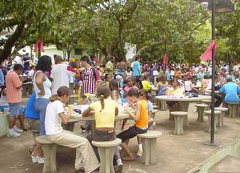 Final de ano: 3500 pessoas participam da festa